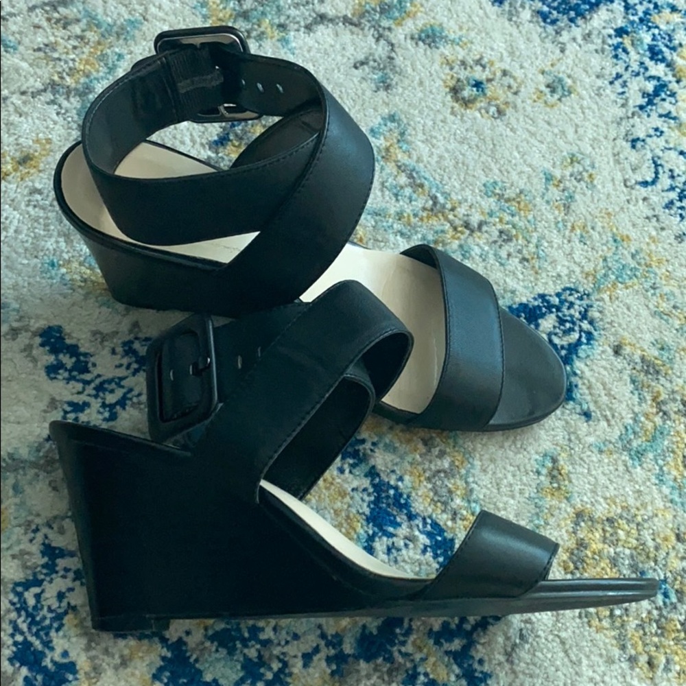 Nine West Black Leather Wedge
